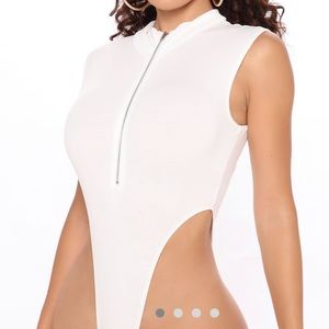 MOVING SALE MAKE OFFER Fashion nova zip into action bodysuit